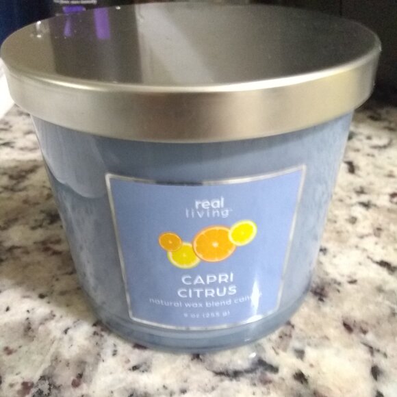 Capri Citrus Candle-90z, with Lid, New without Price tag - Picture 1 of 5